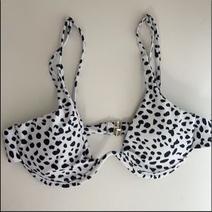 NWOT SHEIN Bikini Top.